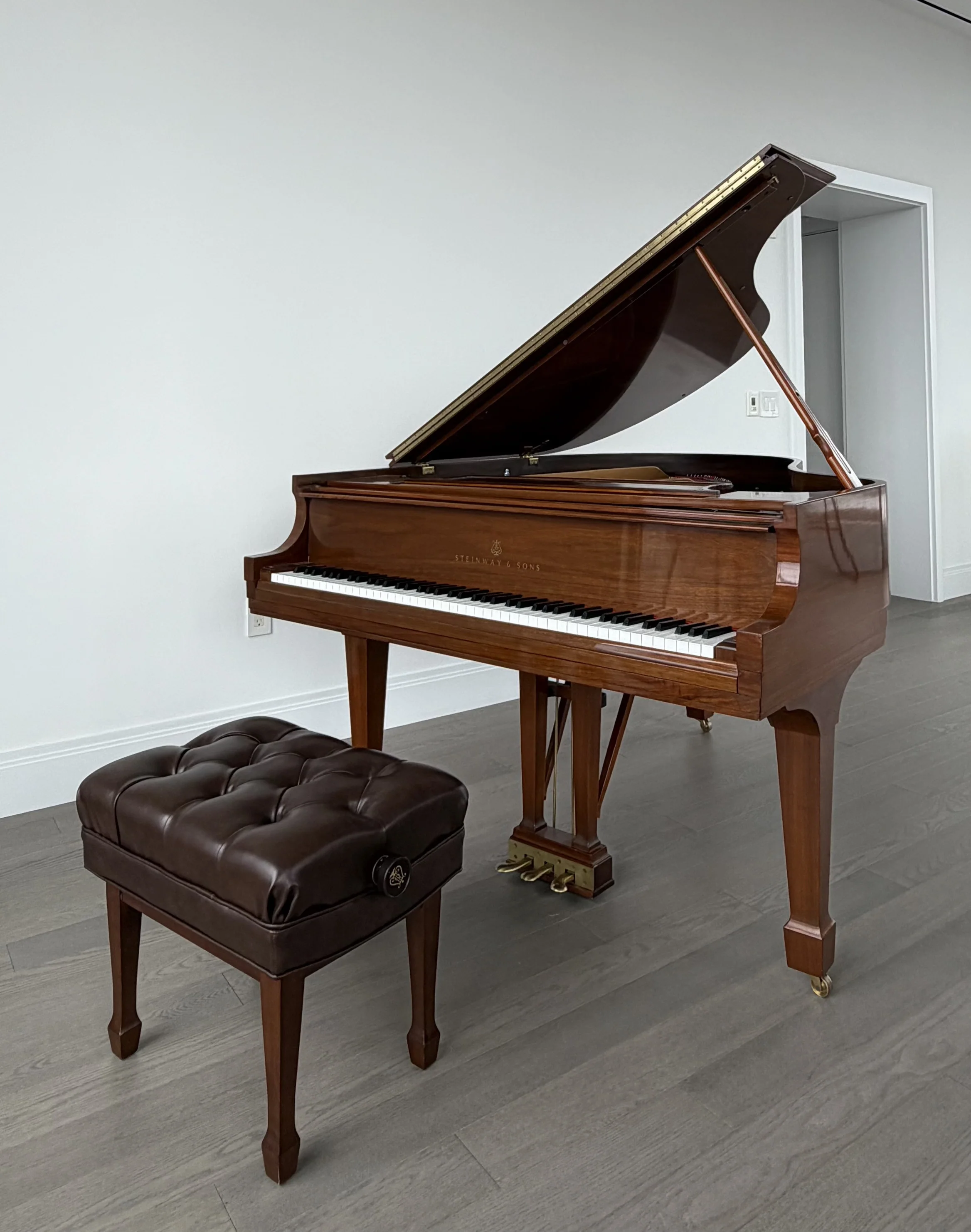 All Pre-Owned | Used Steinway Pianos